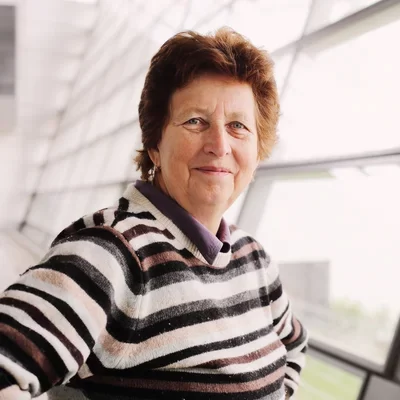 Dona Lurdes 70 anos